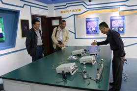 ����ʡ��ѧ�빤�̿Ƽ�����ר�ҷ������߽����߶��п�չ������ϯ�Ƽ�����ר�ҽ���У�